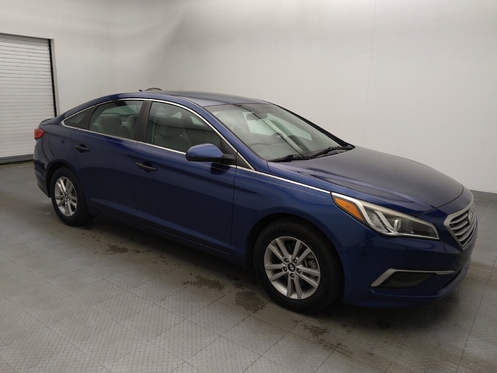 2017 Hyundai Sonata in Greenville, NC 27834 - 18090619 11