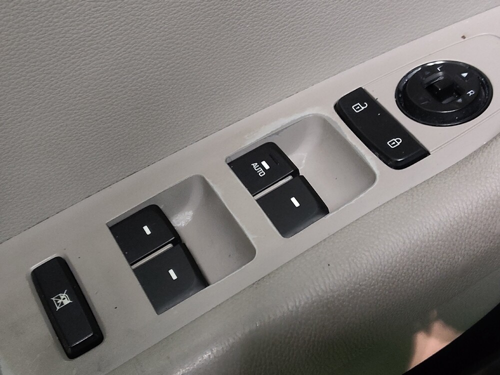 2017 Hyundai Sonata in Greenville, NC 27834 - 18090619 27