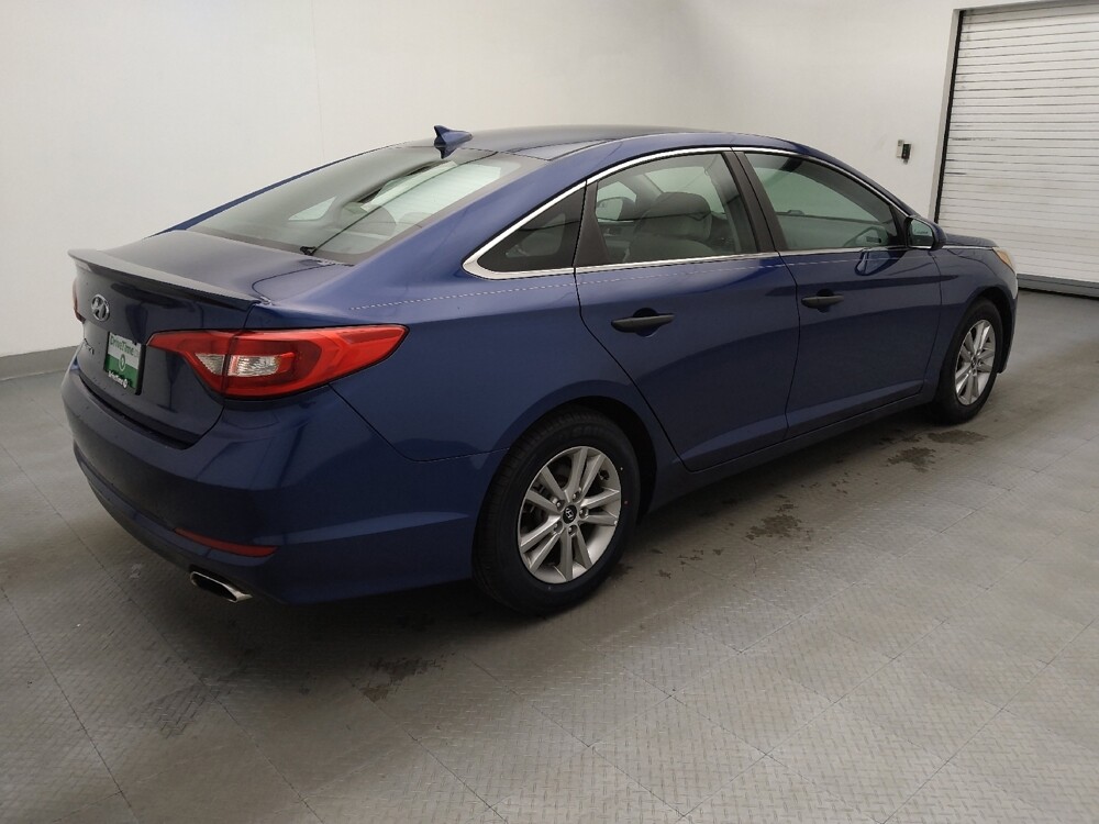 2017 Hyundai Sonata in Greenville, NC 27834 - 18090619 10