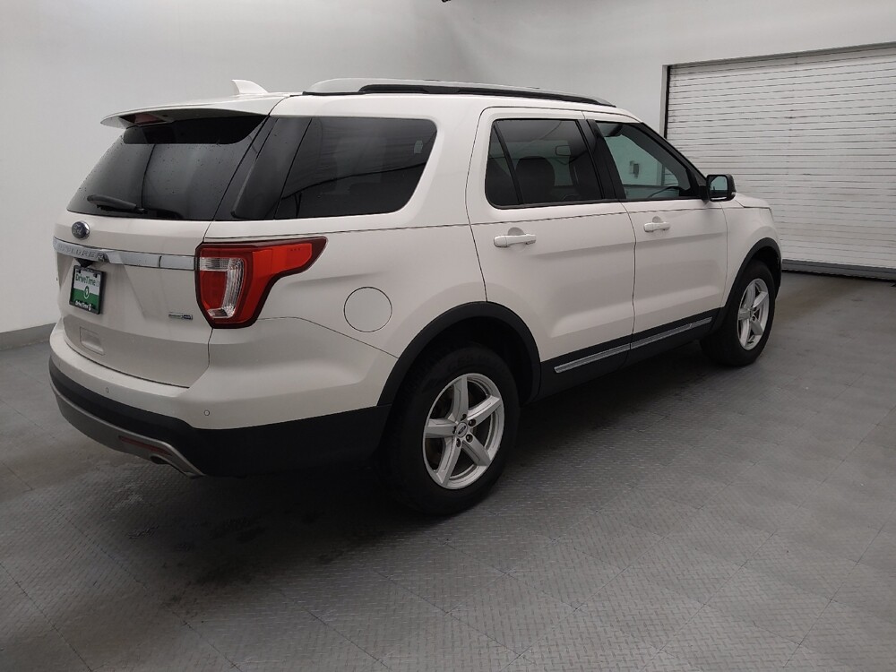 2017 Ford Explorer in Charleston, SC 29414 - 18090621 10