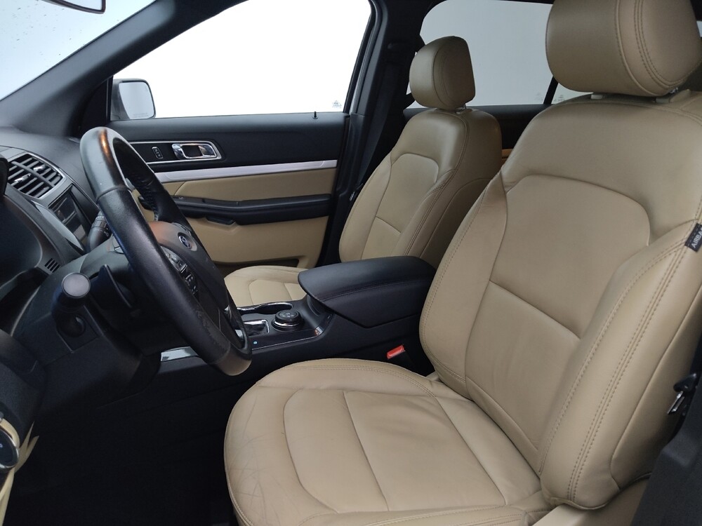 2017 Ford Explorer in Charleston, SC 29414 - 18090621 17