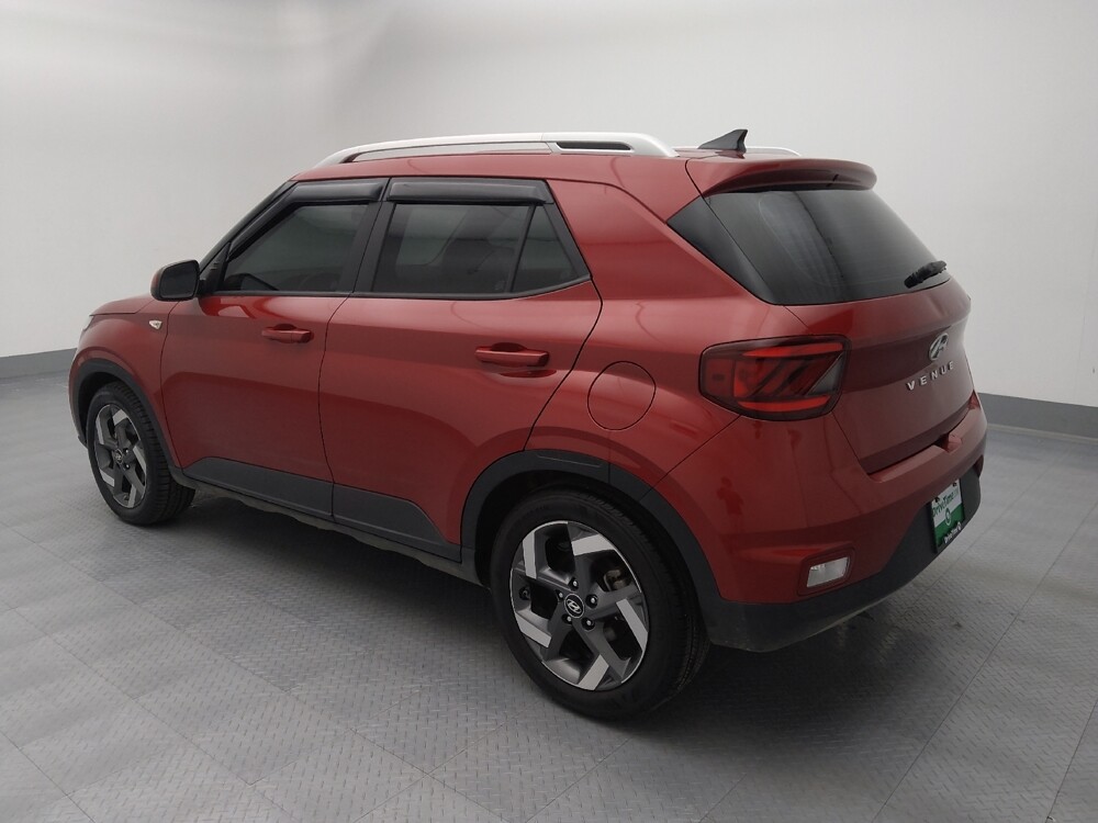 2021 Hyundai Venue in Topeka, KS 66611 - 18090624 3