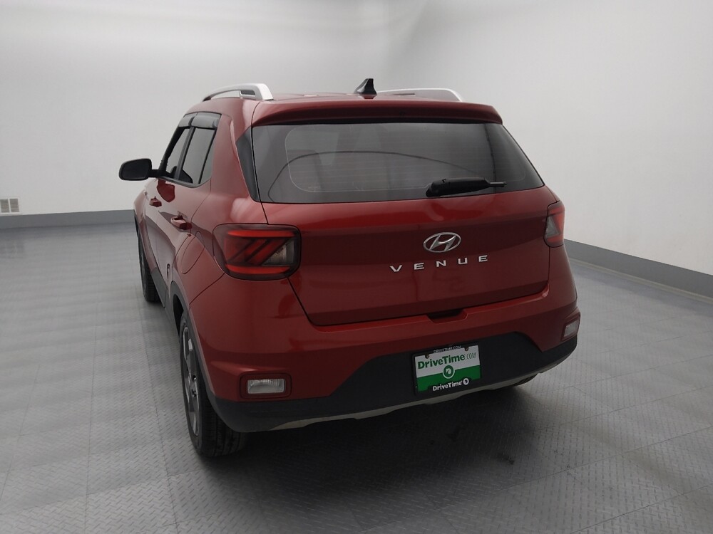 2021 Hyundai Venue in Topeka, KS 66611 - 18090624 6