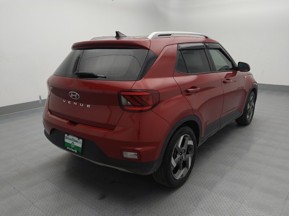 2021 Hyundai Venue in Topeka, KS 66611 - 18090624 9