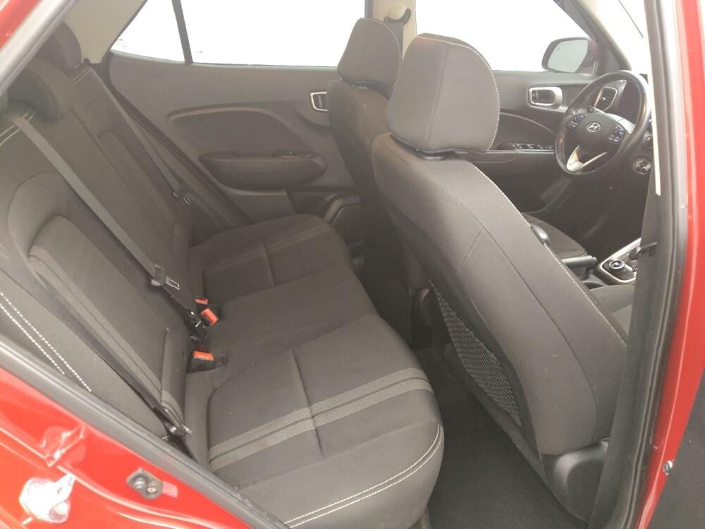 2021 Hyundai Venue in Topeka, KS 66611 - 18090624 19