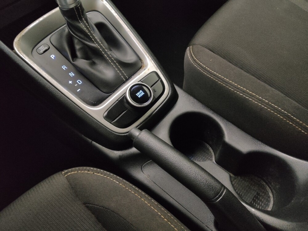 2021 Hyundai Venue in Topeka, KS 66611 - 18090624 26