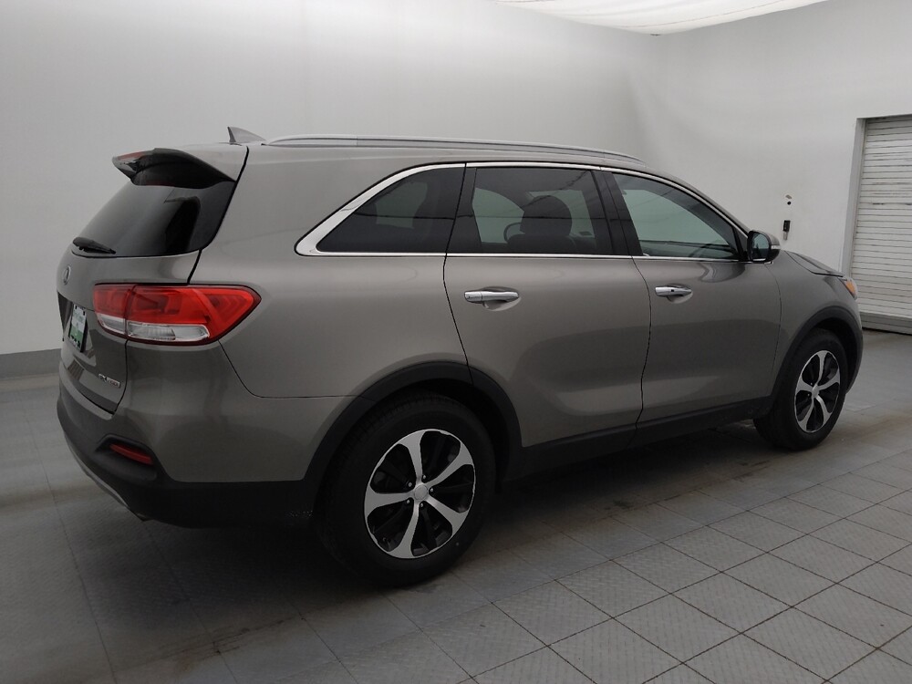 2018 Kia Sorento in Lakeland, FL 33815 - 18090625 10