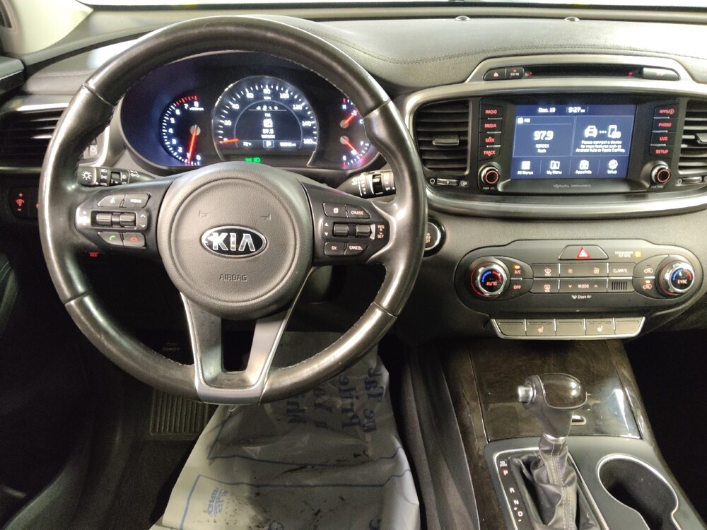 2018 Kia Sorento in Lakeland, FL 33815 - 18090625 22