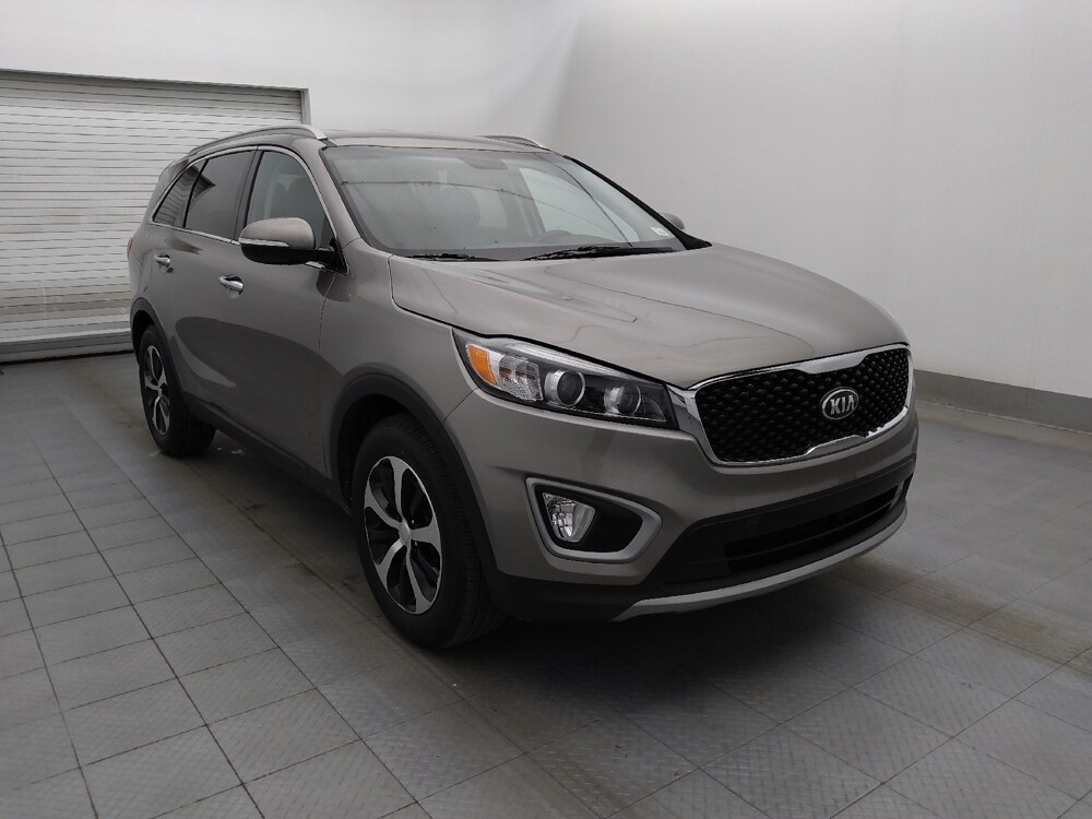 2018 Kia Sorento in Lakeland, FL 33815 - 18090625 13