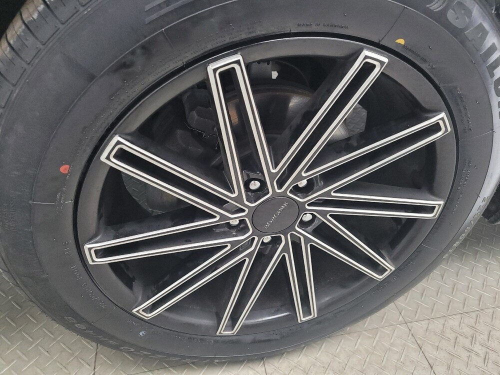 2020 Chevrolet Equinox in Madison, TN 37115 - 18090628 31