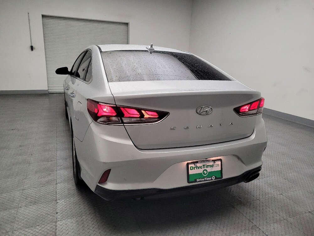 2019 Hyundai Sonata in Downey, CA 90241 - 18090630 6