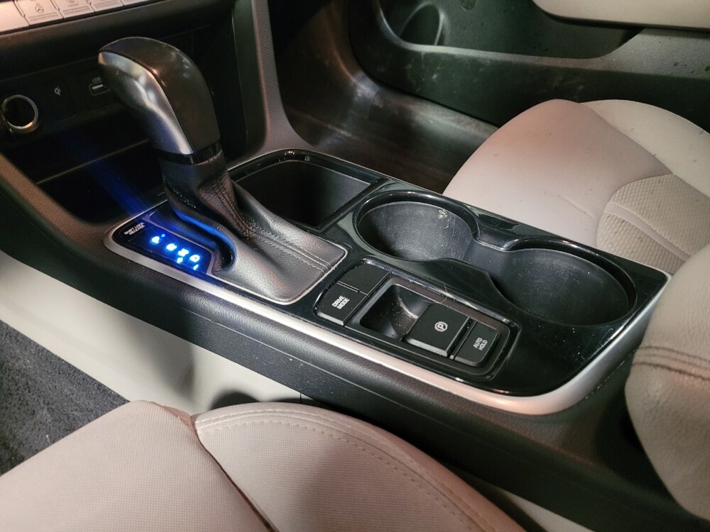 2019 Hyundai Sonata in Downey, CA 90241 - 18090630 26