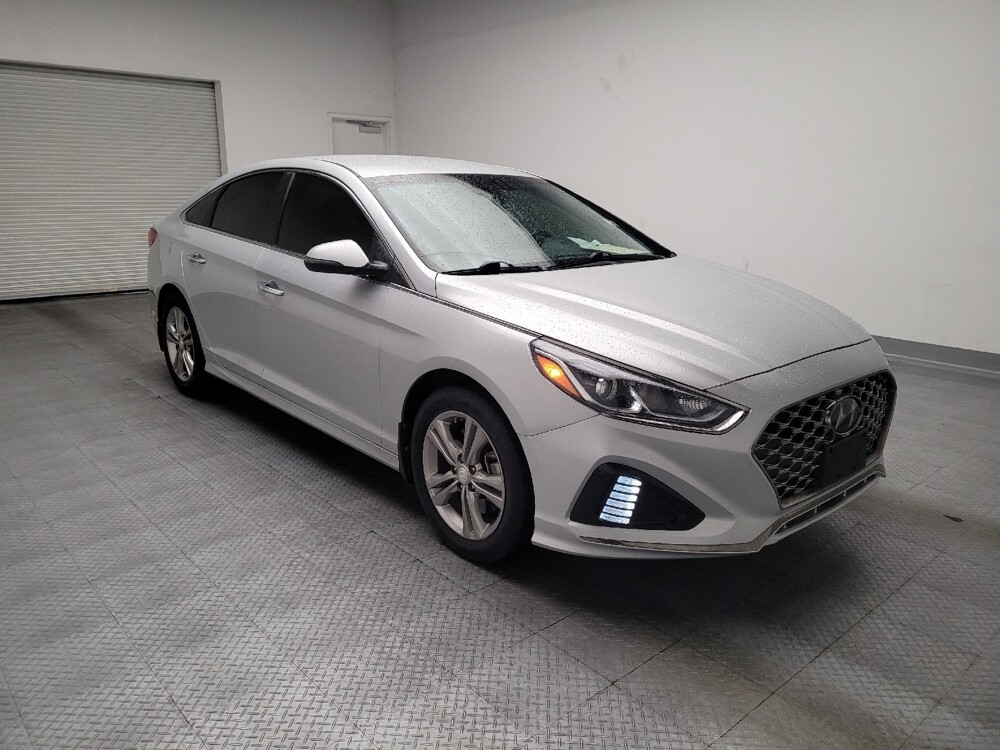 2019 Hyundai Sonata in Downey, CA 90241 - 18090630 13