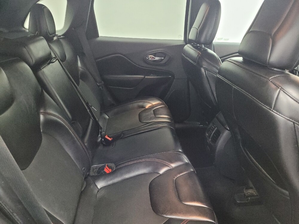 2019 Jeep Cherokee in Antioch, TN 37013 - 18090634 19