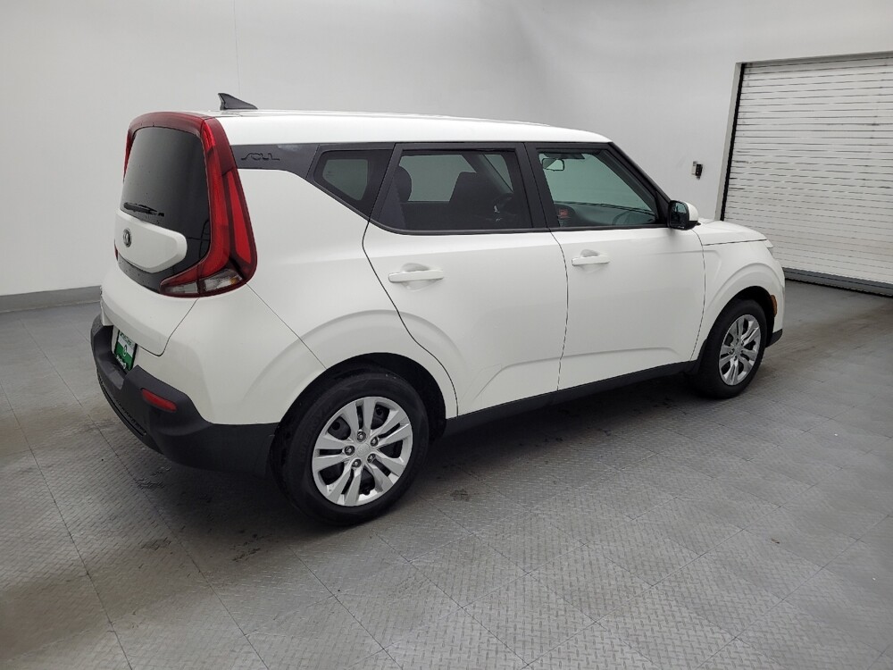 2021 Kia Soul in Charlotte, NC 28273 - 18090642 10