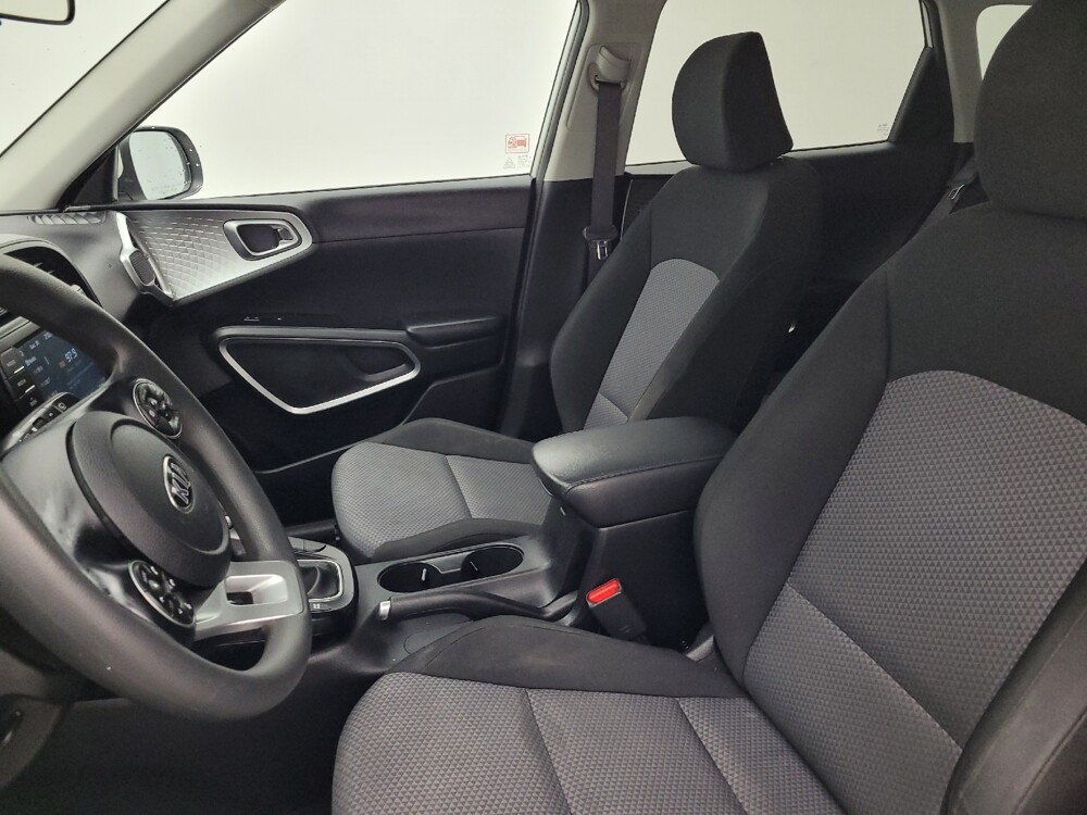 2021 Kia Soul in Charlotte, NC 28273 - 18090642 17