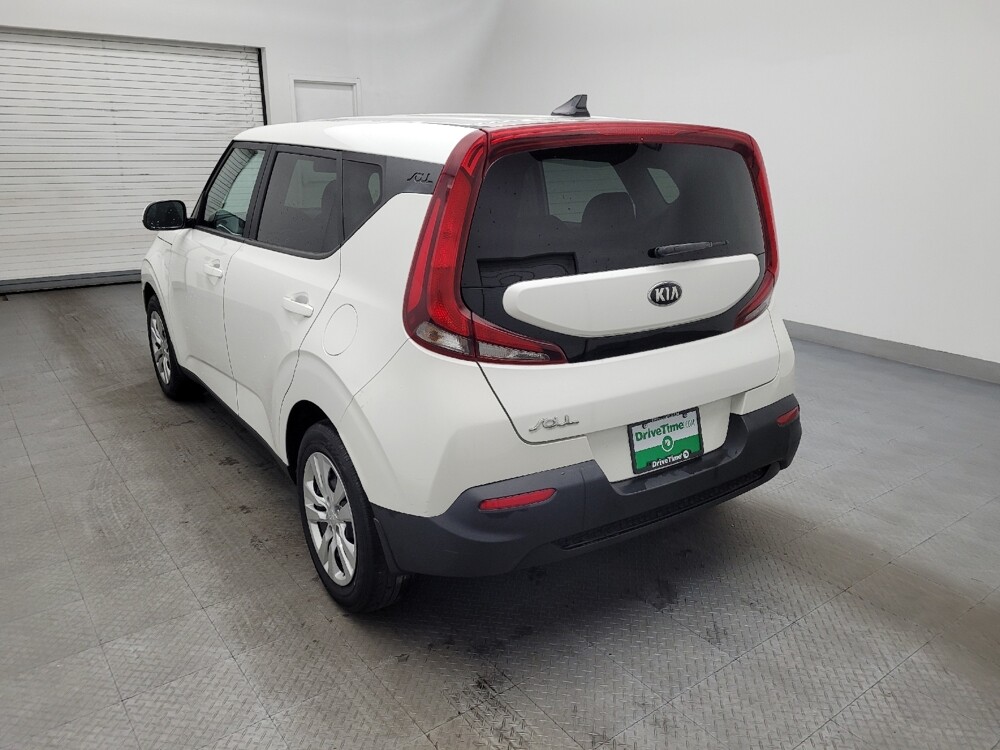 2021 Kia Soul in Charlotte, NC 28273 - 18090642 5