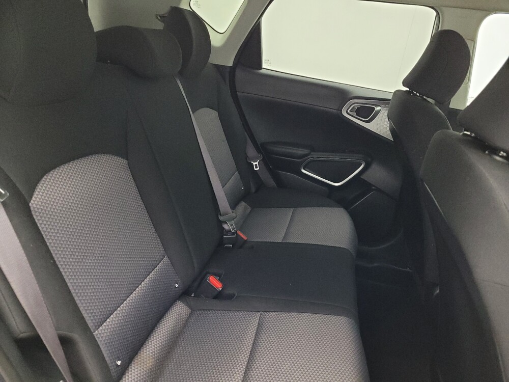 2021 Kia Soul in Charlotte, NC 28273 - 18090642 19