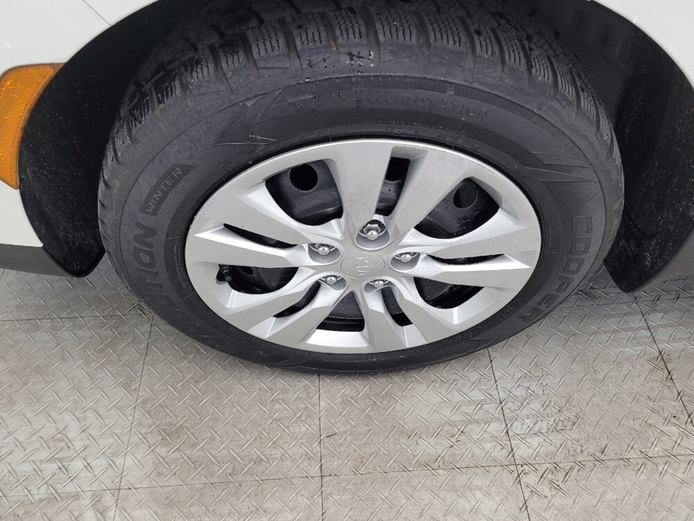 2021 Kia Soul in Charlotte, NC 28273 - 18090642 31