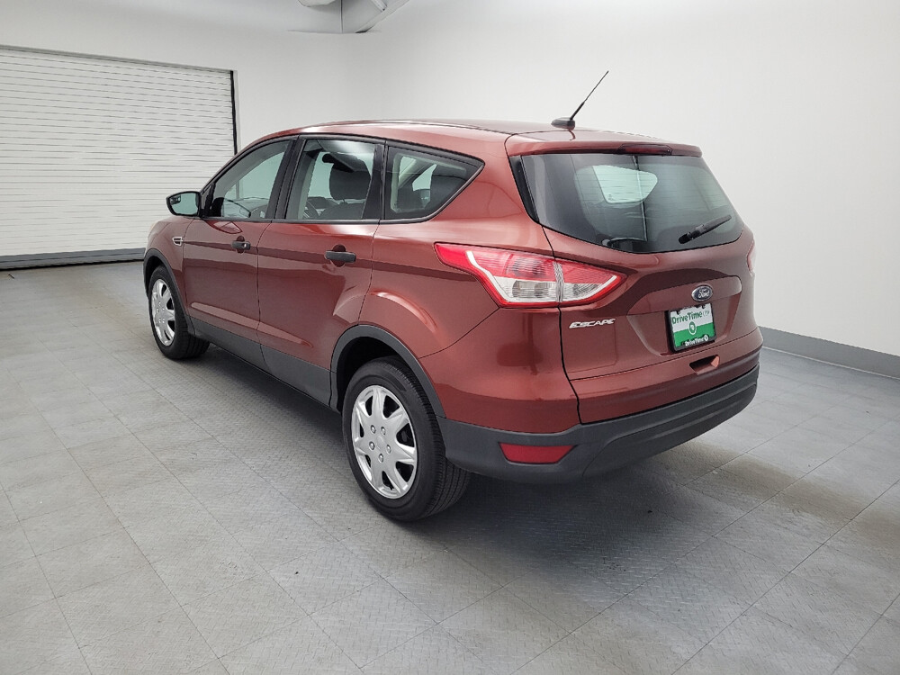 2014 Ford Escape in Cincinnati, OH 45255 - 18090645 3