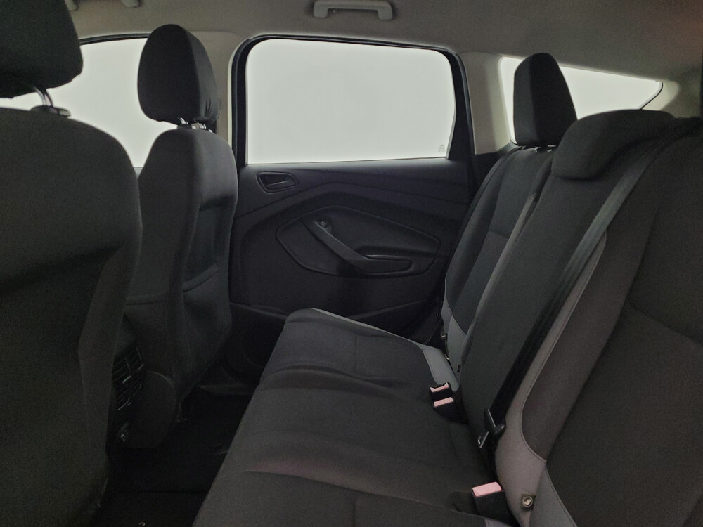 2014 Ford Escape in Cincinnati, OH 45255 - 18090645 18