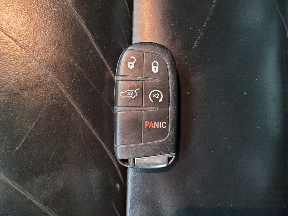 2018 Jeep Grand Cherokee in Antioch, TN 37013 - 18090648 32