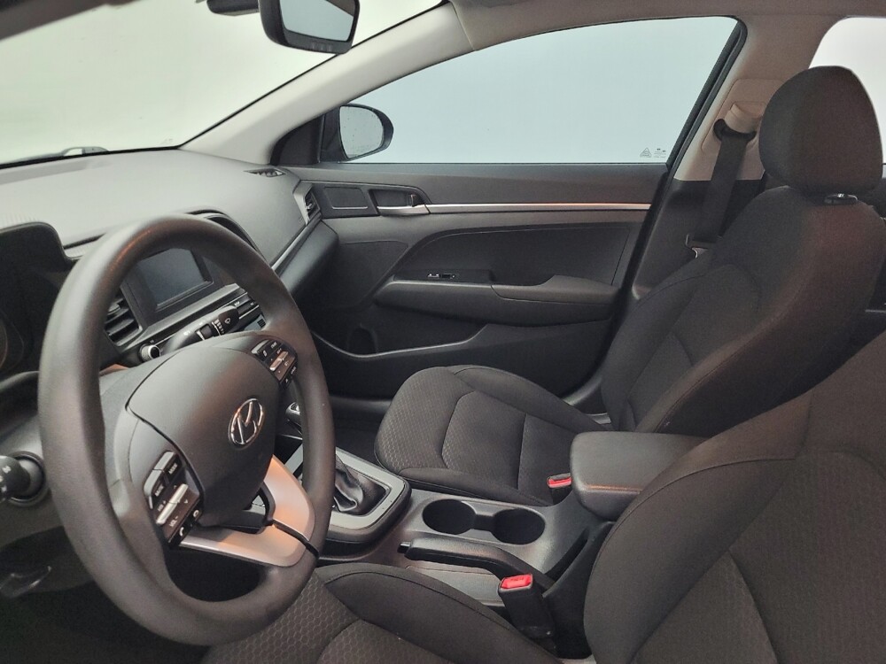 2020 Hyundai Elantra in Greenville, SC 29607 - 18090651 17