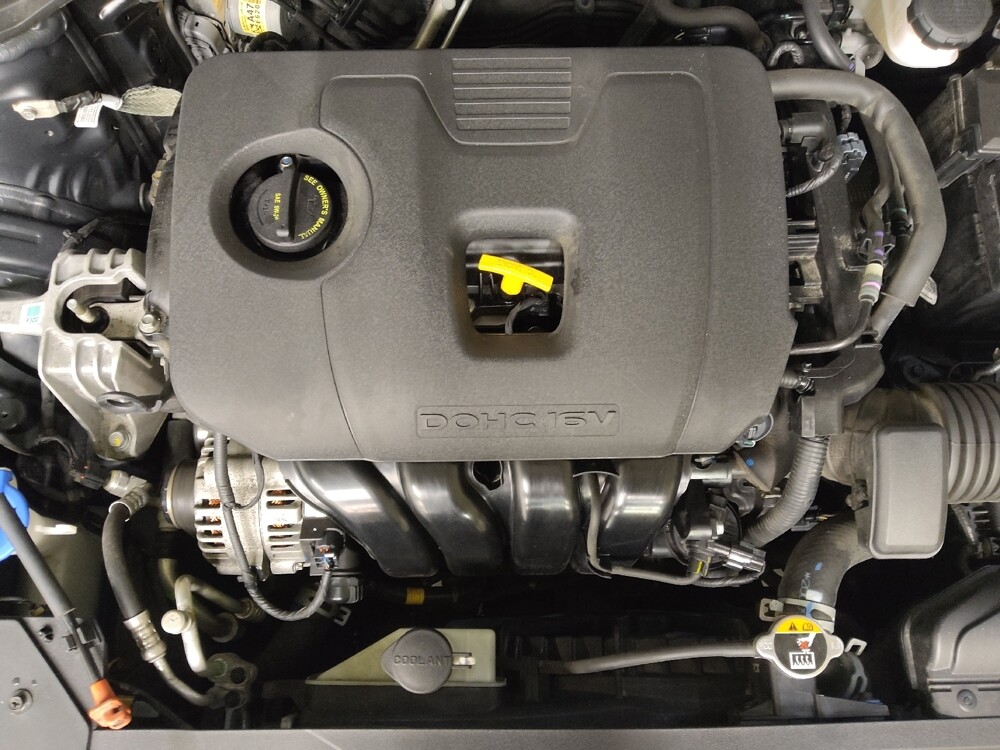 2020 Hyundai Elantra in Greenville, SC 29607 - 18090651 30