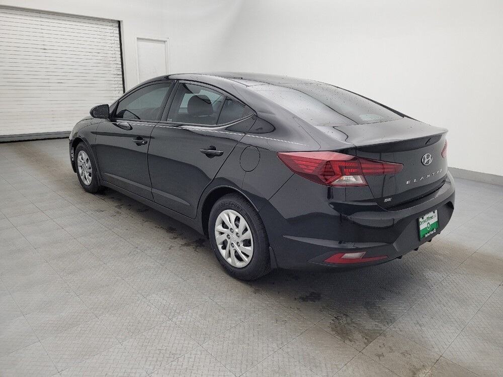 2020 Hyundai Elantra in Greenville, SC 29607 - 18090651 3