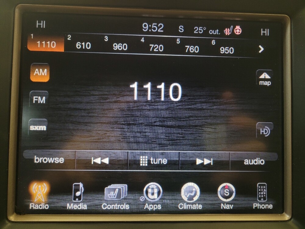 2017 Jeep Grand Cherokee in Columbus, OH 43231 - 18090653 25