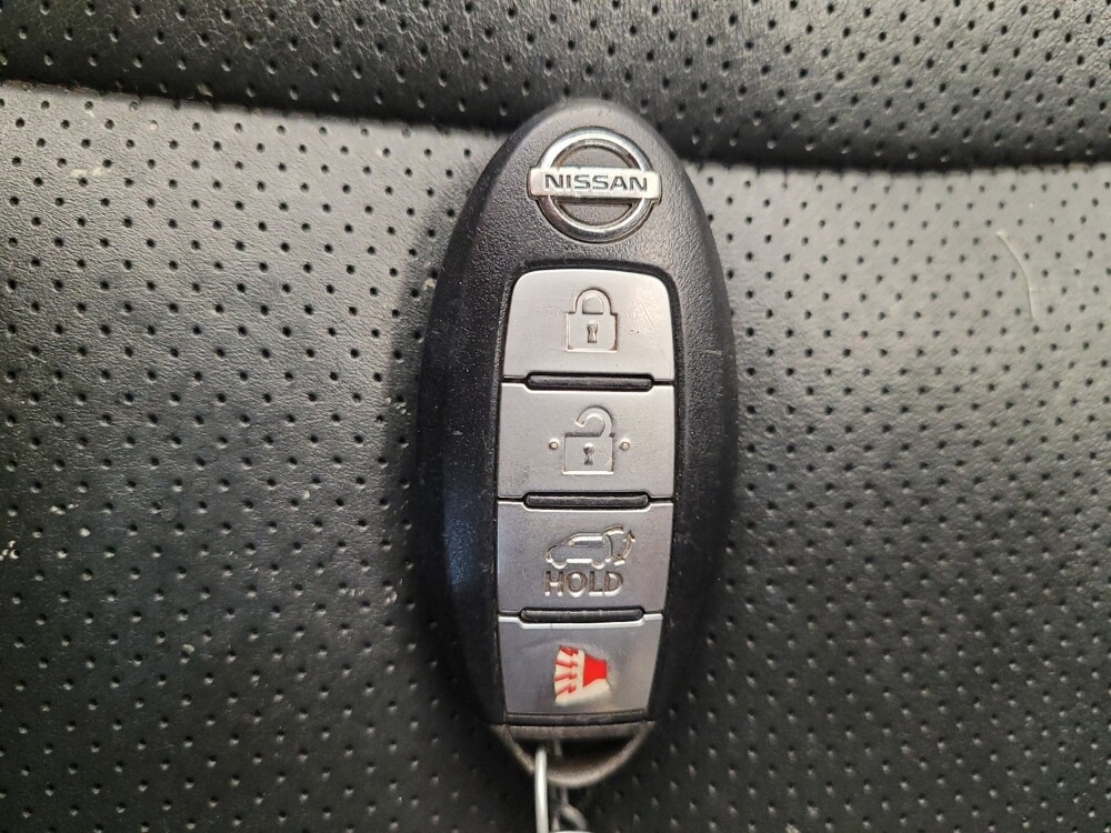 2014 Nissan Rogue in Cincinnati, OH 45255 - 18090655 32