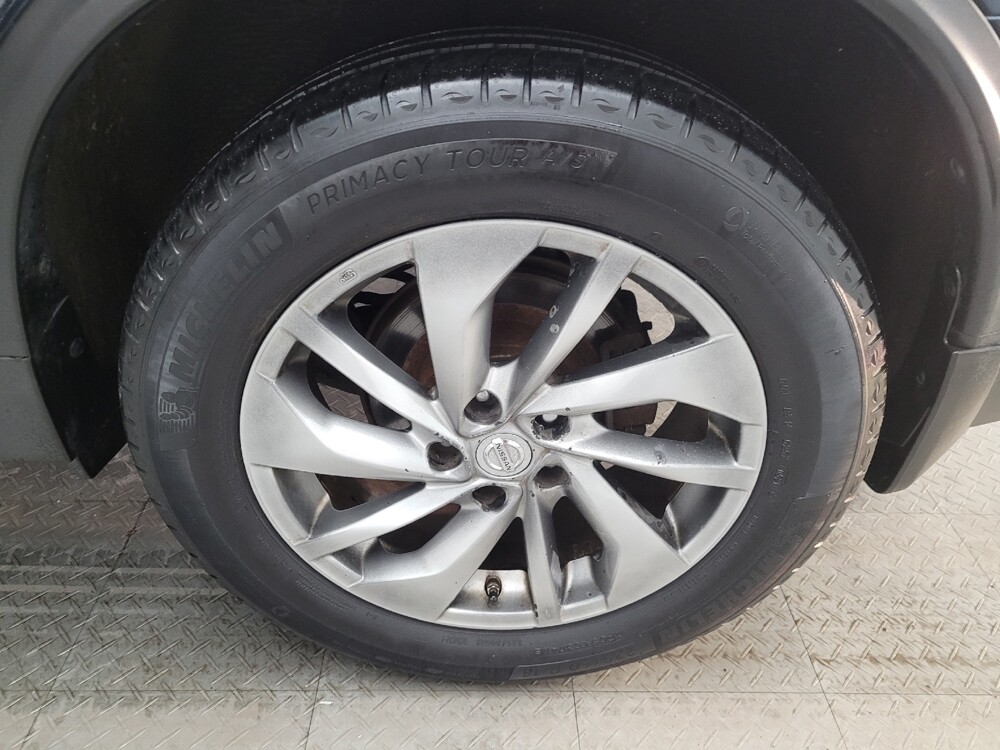 2014 Nissan Rogue in Cincinnati, OH 45255 - 18090655 31