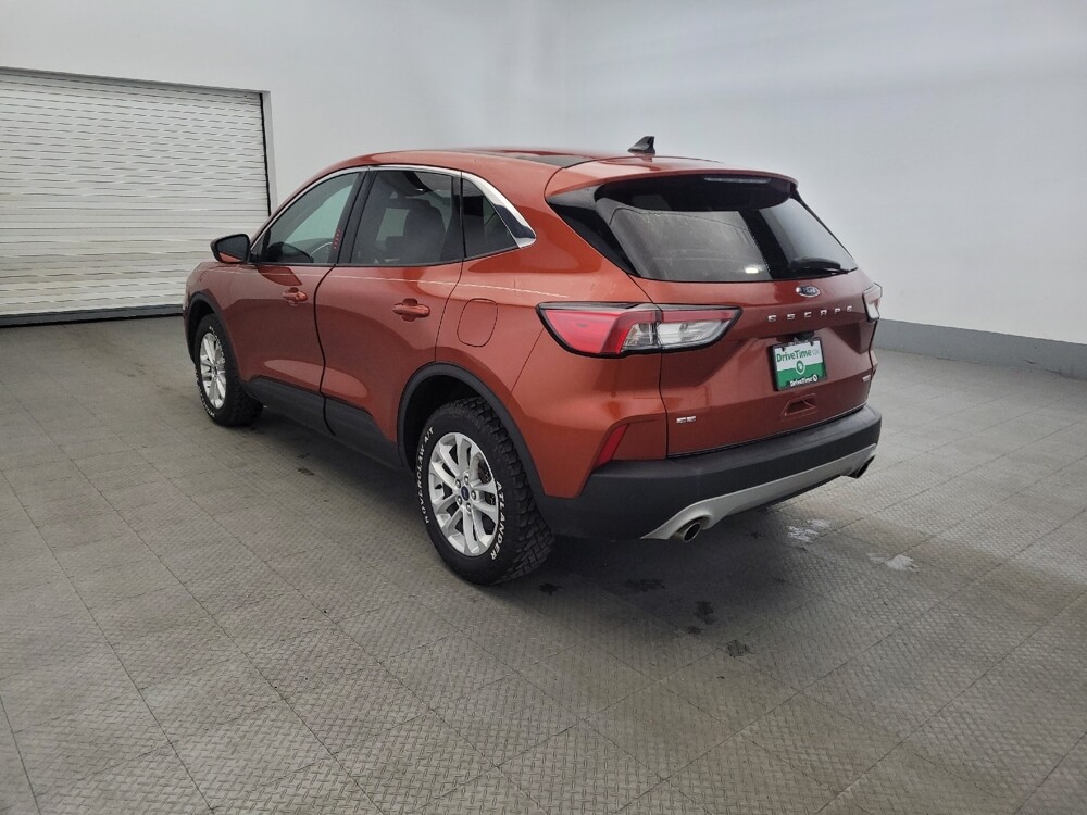 2020 Ford Escape in Williamstown, NJ 8094 - 18090662 5