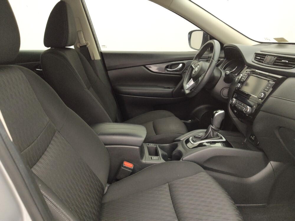 2020 Nissan Rogue in Lakeland, FL 33815 - 18090663 21