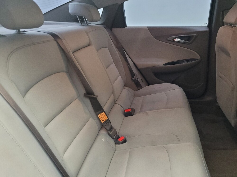 2016 Chevrolet Malibu in Kissimmee, FL 34744 - 18090664 19