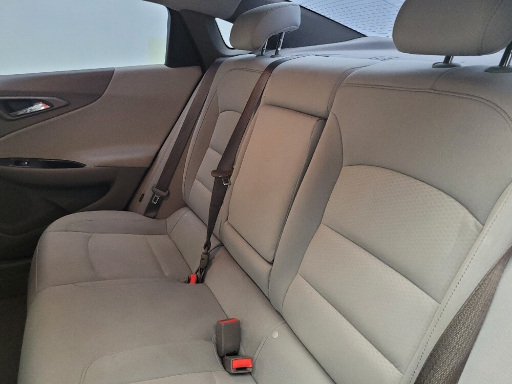 2016 Chevrolet Malibu in Kissimmee, FL 34744 - 18090664 18