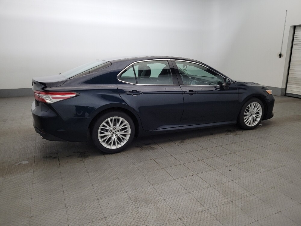 2018 Toyota Camry in New Castle, DE 19720 - 18090666 10