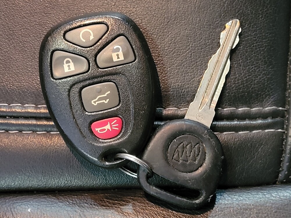 2017 Buick Enclave in Kissimmee, FL 34744 - 18090667 32