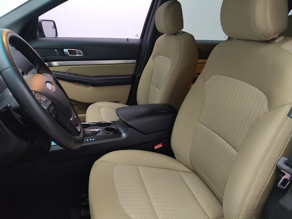 2016 Ford Explorer in Savannah, GA 31419 - 18090669 17