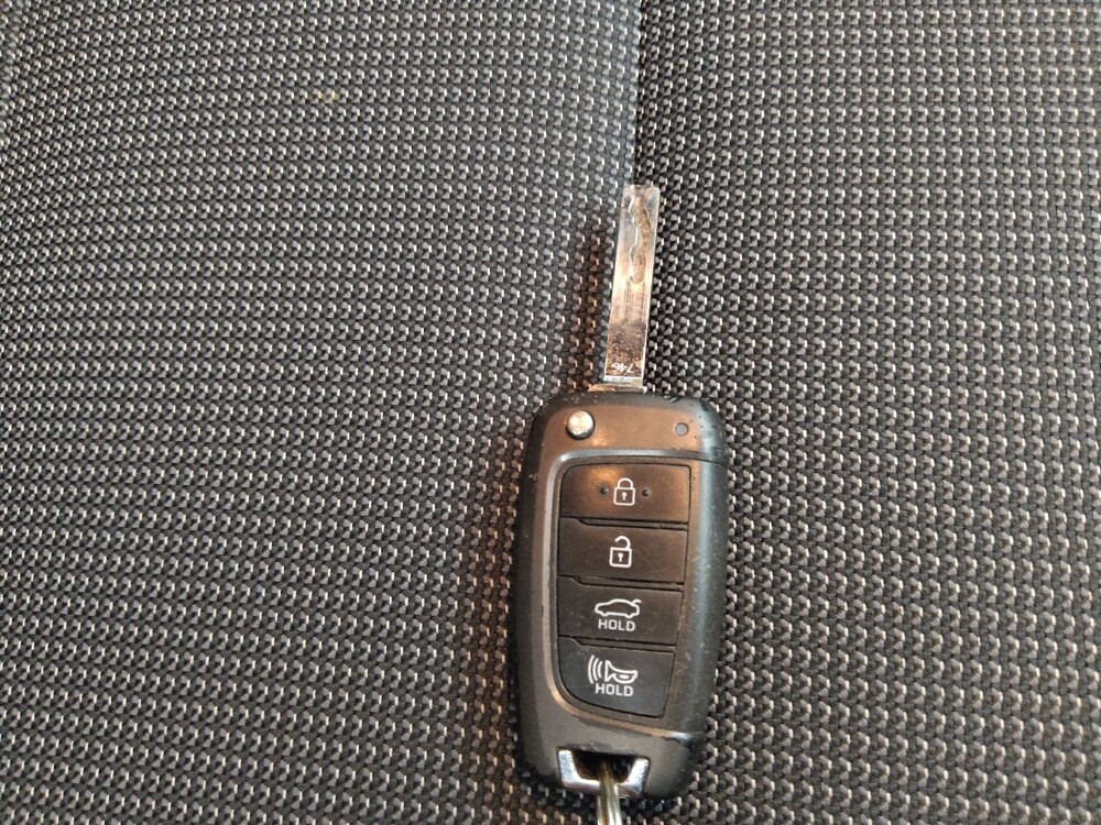 2018 Hyundai Accent in Lombard, IL 60148 - 18090670 32