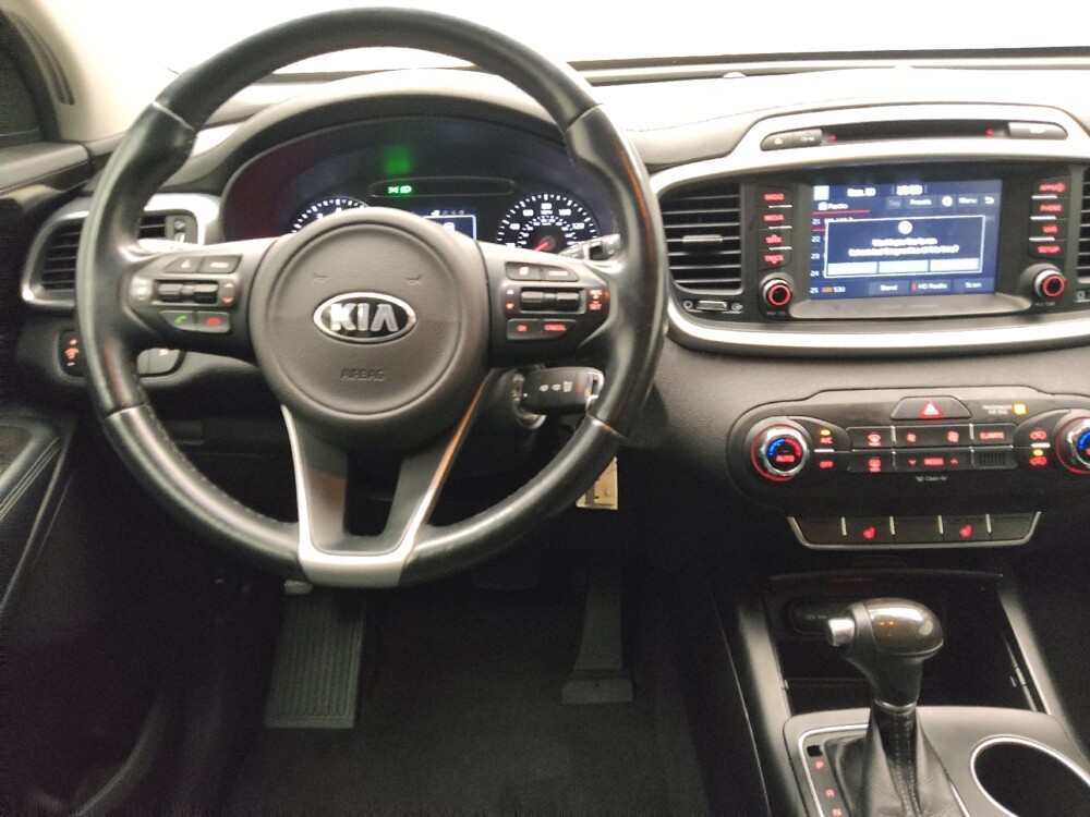 2017 Kia Sorento in Lombard, IL 60148 - 18090671 22