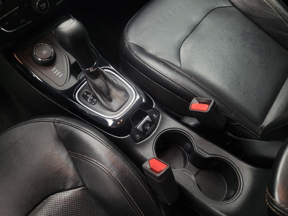 2018 Jeep Compass in Indianapolis, IN 46222 - 18090672 26