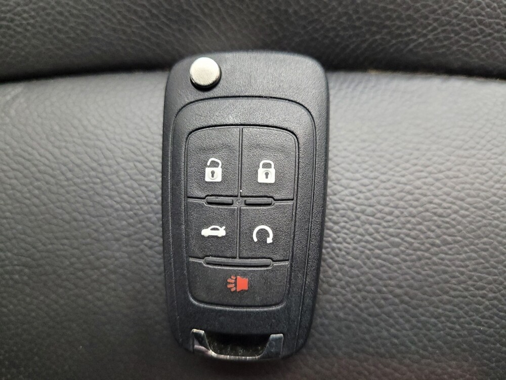 2016 Chevrolet Cruze in Las Vegas, NV 89102 - 18090674 32