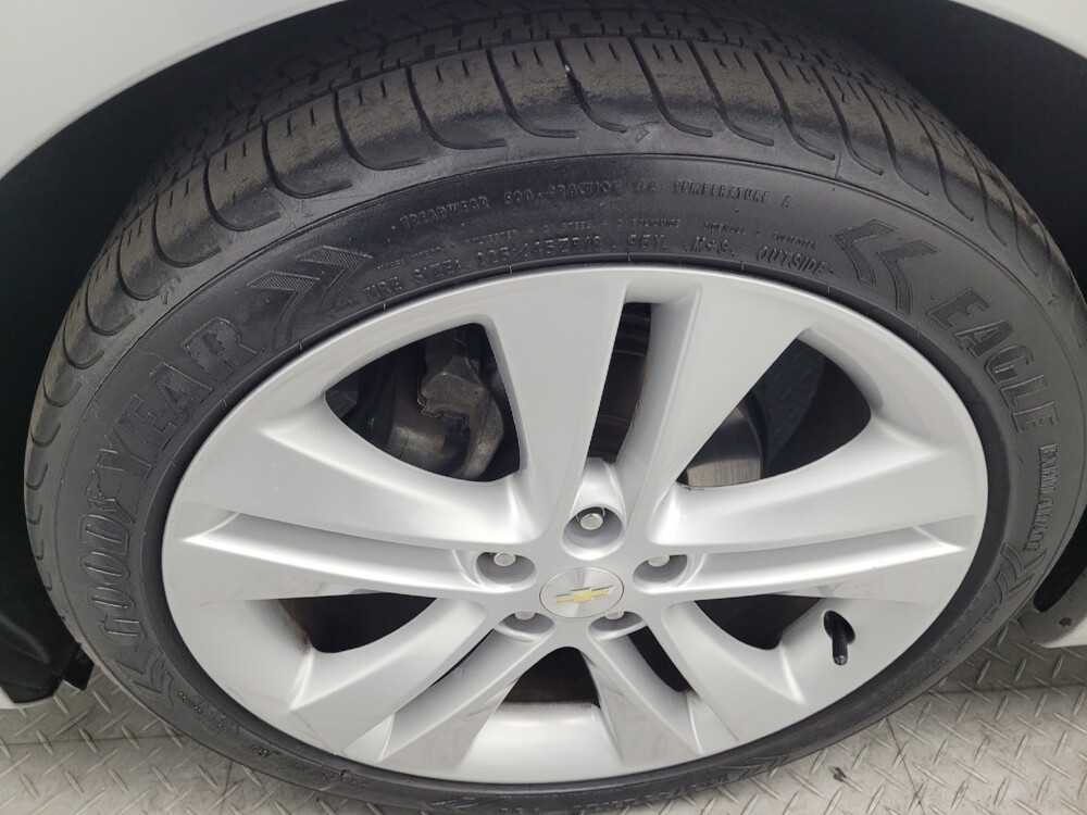 2016 Chevrolet Cruze in Las Vegas, NV 89102 - 18090674 31