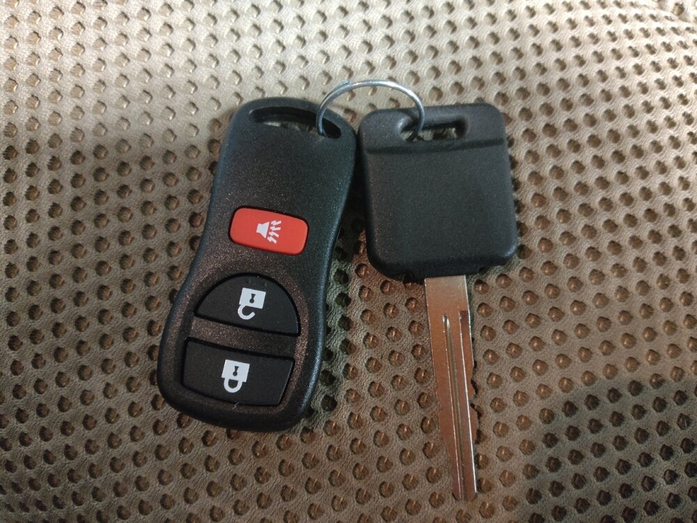 2016 Nissan Frontier in Columbia, SC 29210 - 18090677 32