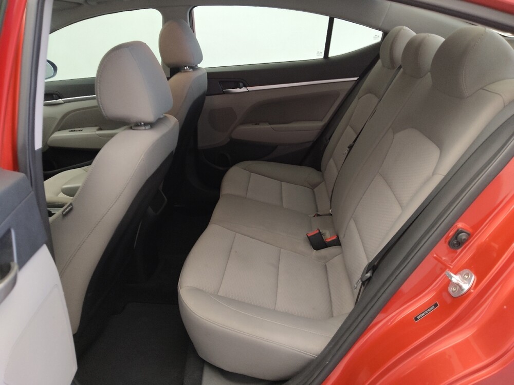 2020 Hyundai Elantra in Topeka, KS 66611 - 18090678 18