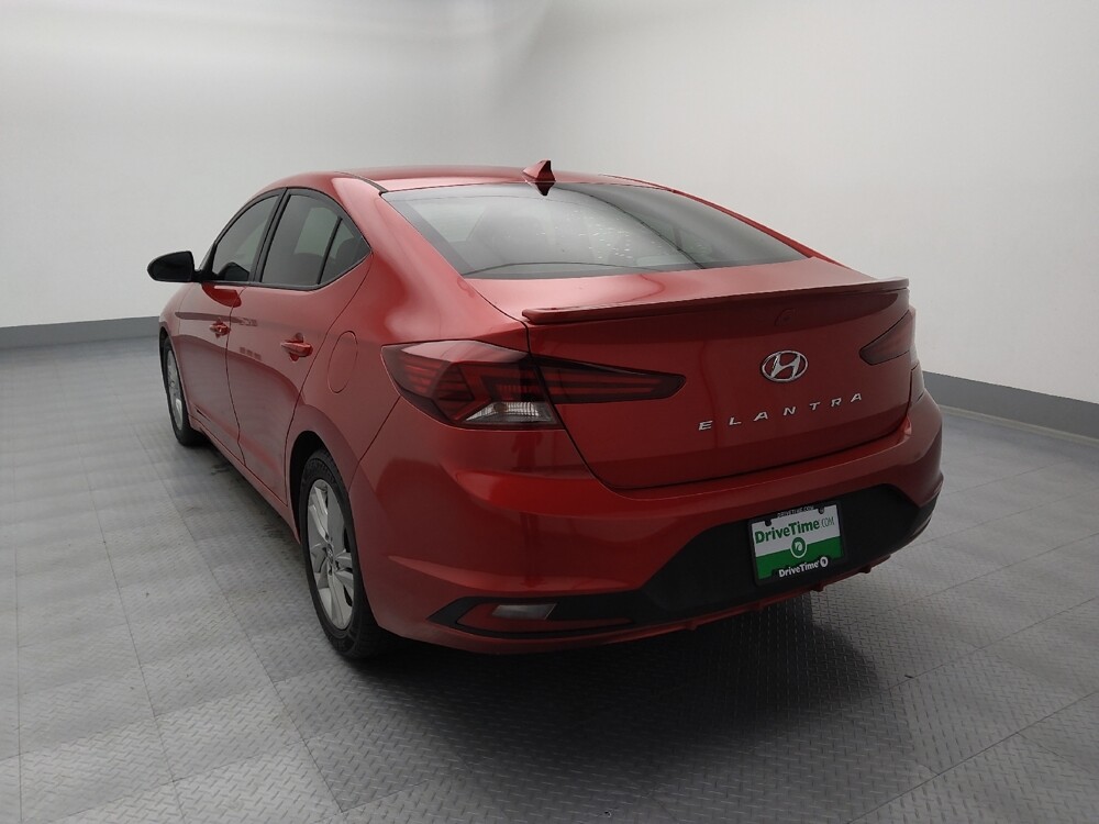 2020 Hyundai Elantra in Topeka, KS 66611 - 18090678 5