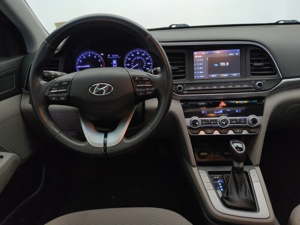 2020 Hyundai Elantra in Topeka, KS 66611 - 18090678 22