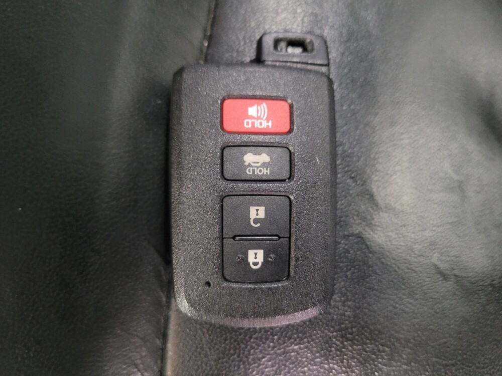 2015 Toyota Camry in Downey, CA 90241 - 18090680 32