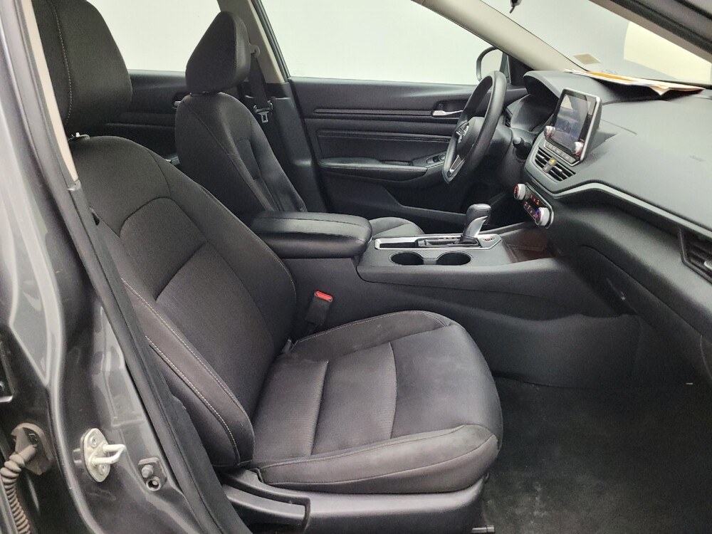 2020 Nissan Altima in Montclair, CA 91763 - 18090681 21